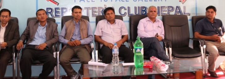 आंशिकलाई करार नगरे सामूहिक आमरण अनशन 