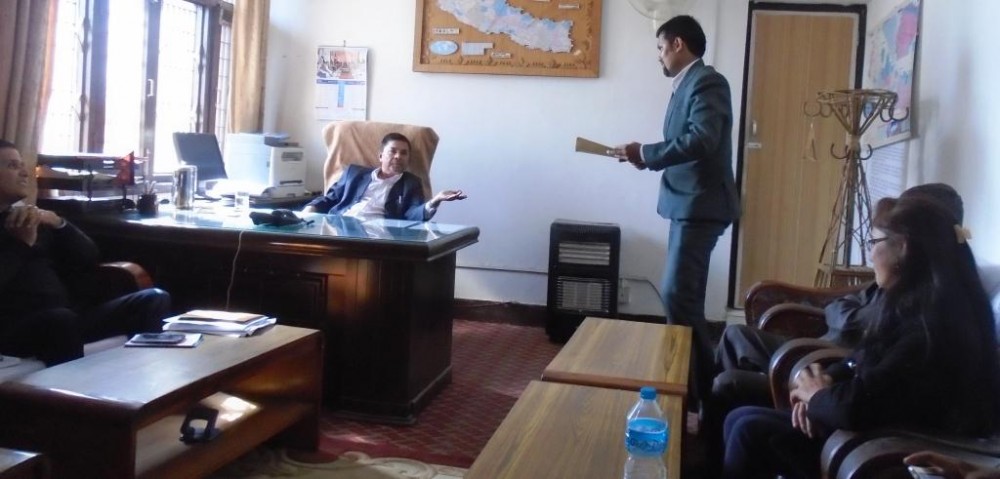 शिक्षकद्वारा आयोगको विज्ञापन बदर माग