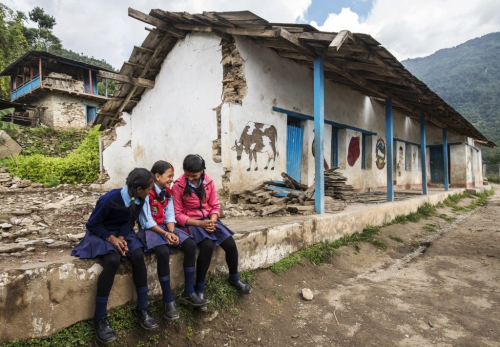 ०७२ बैशाख १२ देखि ०७४ बैशाख १२ सम्म: अझै विद्यार्थी सोध्छन्, ‘हाम्रो विद्यालय कहिले बन्छ ?’