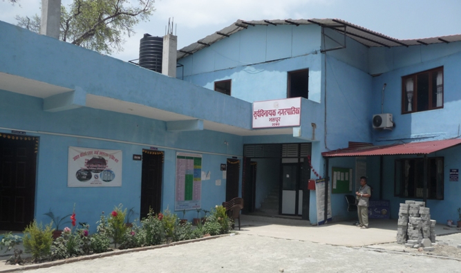 करारमा शिक्षक भर्ना गर्दै पालिका, स्थायी आएपछि हट्ने 