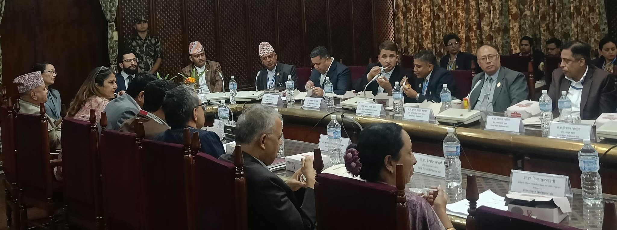 प्रधानमन्त्री शाहको अनुपस्थितीका कारण शिक्षामन्त्रीको अध्यक्षतामा वार्षिक बैठक