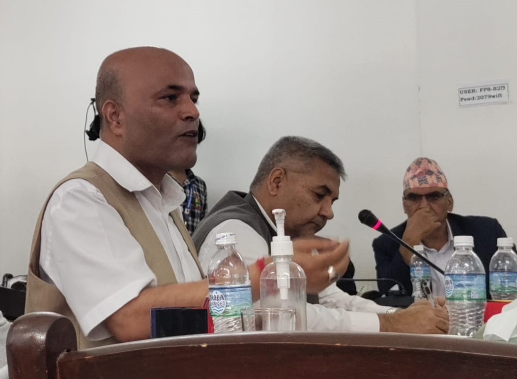 शिक्षकको ट्रेड युनियन खारेज गर्न प्रस्ताव