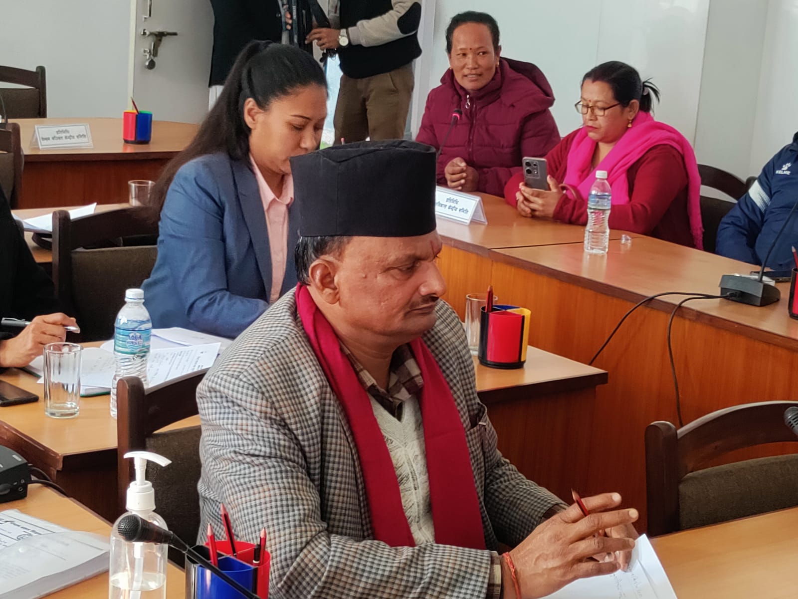 ३६ हजारलाई शिक्षकमा आन्तरिक  प्रतिष्पर्धाको माग