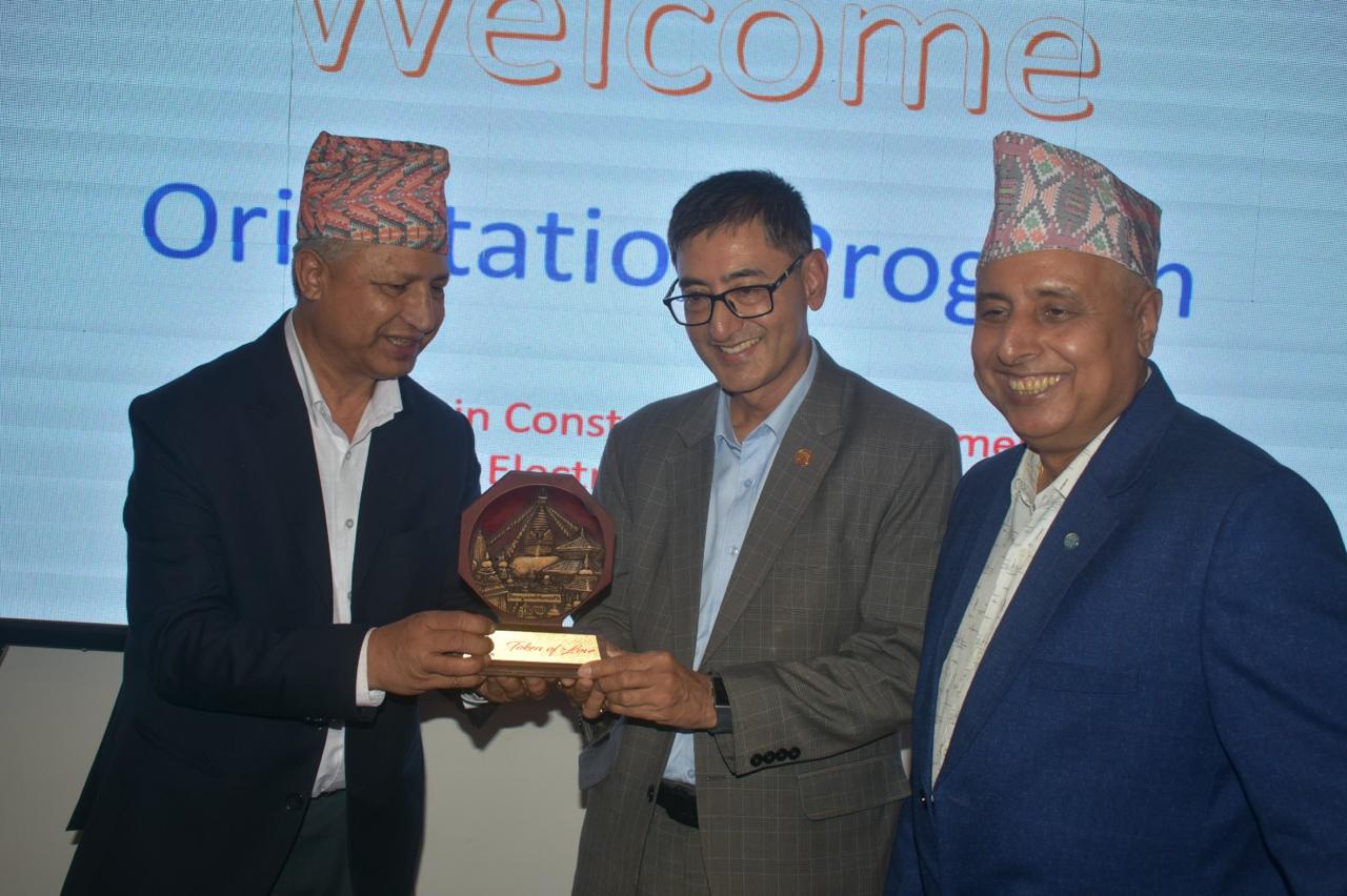 विद्यार्थीलाई सीप सिकाउन कलेज र हाइड्रो बीच सम्झौता