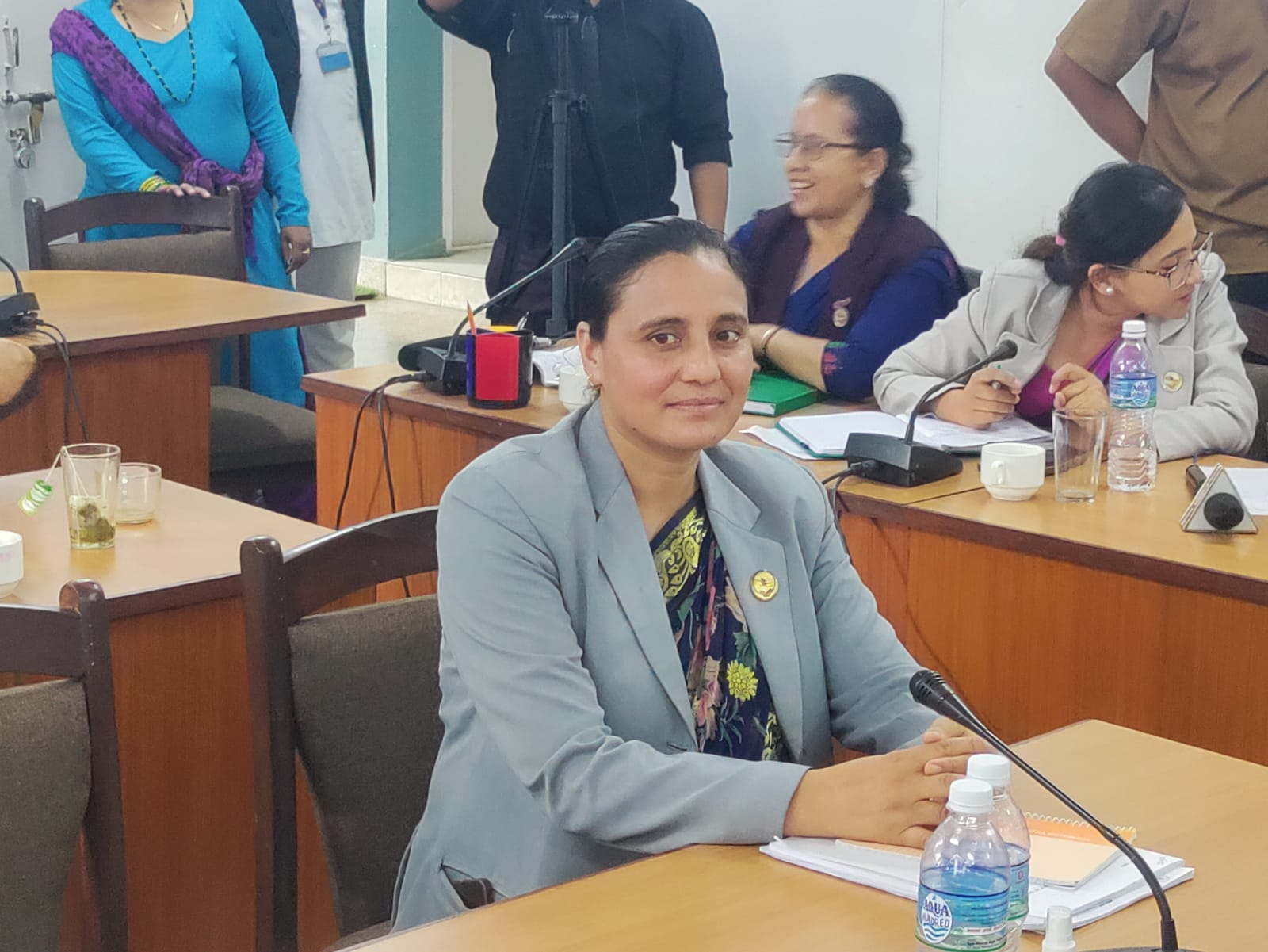 शिक्षकलाई मासिक खाजा खर्चको प्रस्ताव