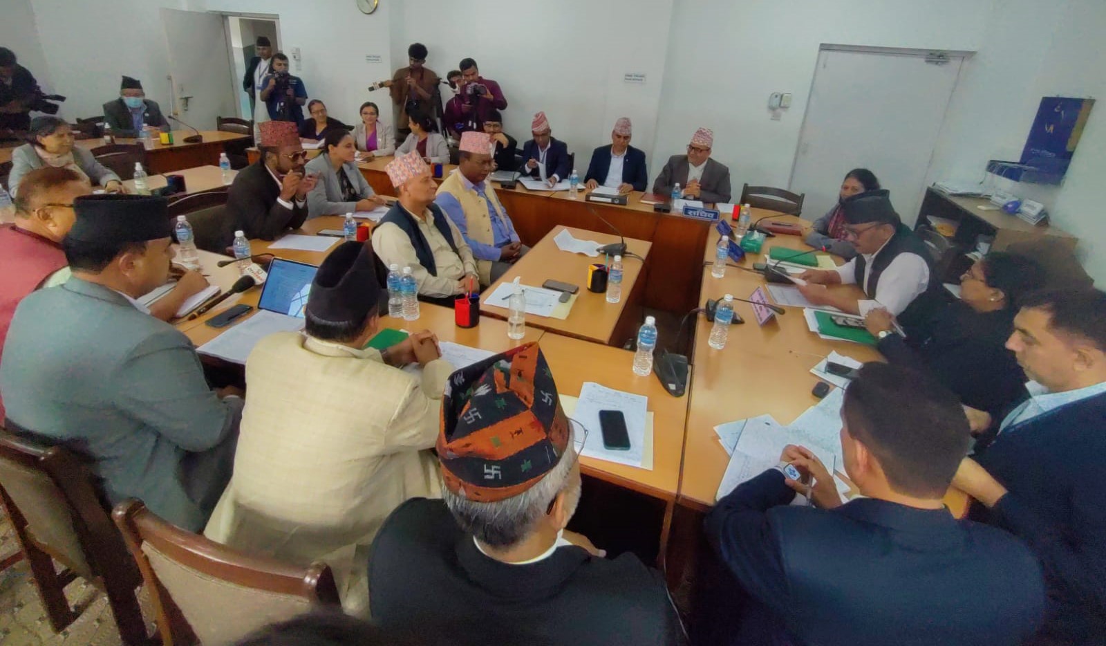 शिक्षा विधेयक माथि छलफल शुरु, सभापति भन्छन् : 'टुङ्गोमा नपुर्‍याएसम्म मन्त्री पद आए पनि इन्कार गर्छु'