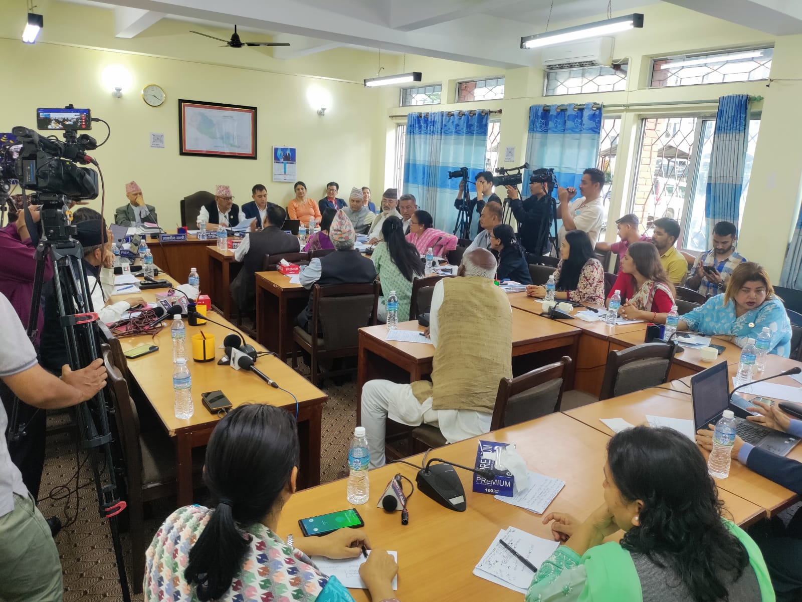निजी र सामुदायिक विद्यालयको इसीइडी दुई वर्षको हुने